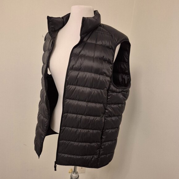 Uniqlo Ultra Light Duvet Vest XL - Picture 1 of 9